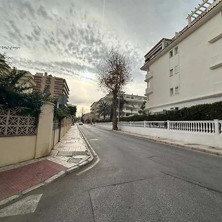 Ama611 - Terraza, Wifi, Playa La Carihuela A 100 Metros Apartamento Torremolinos