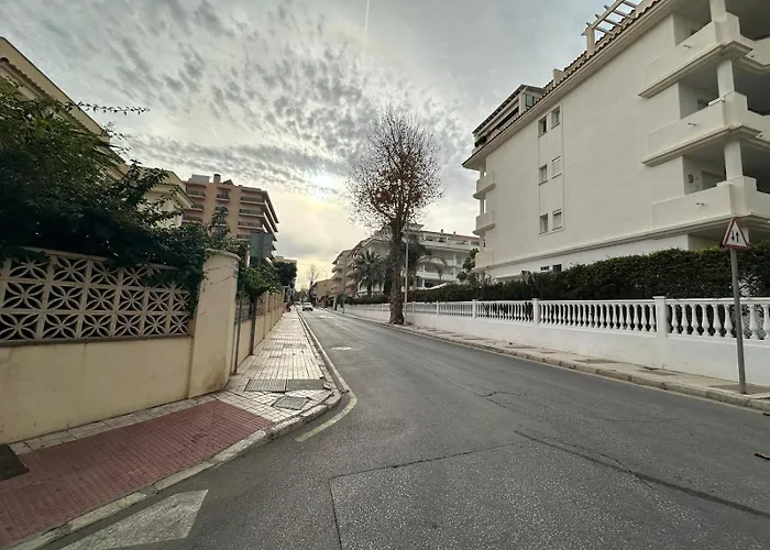 Ama611 - Terraza, Wifi, Playa La Carihuela A 100 Metros Apartamento Torremolinos